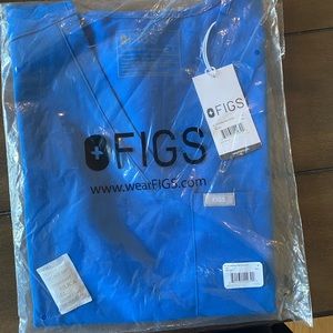 FIGS SCRUB TOP : NWF!!